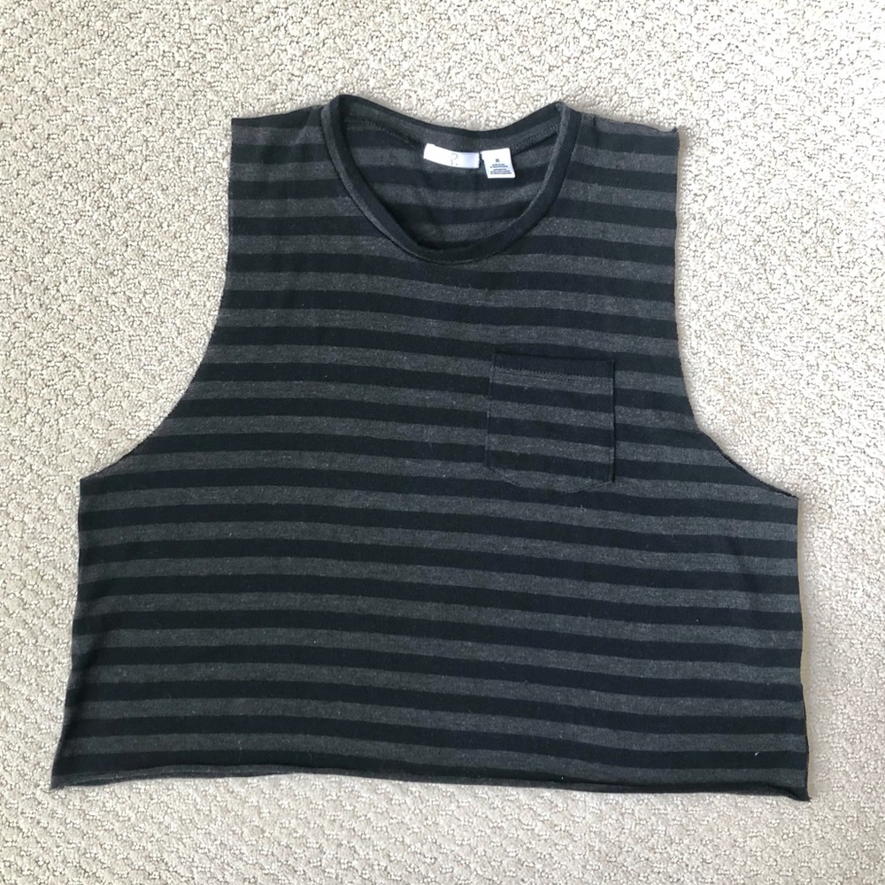 🌸$6🌸 bp Crop Tank Top